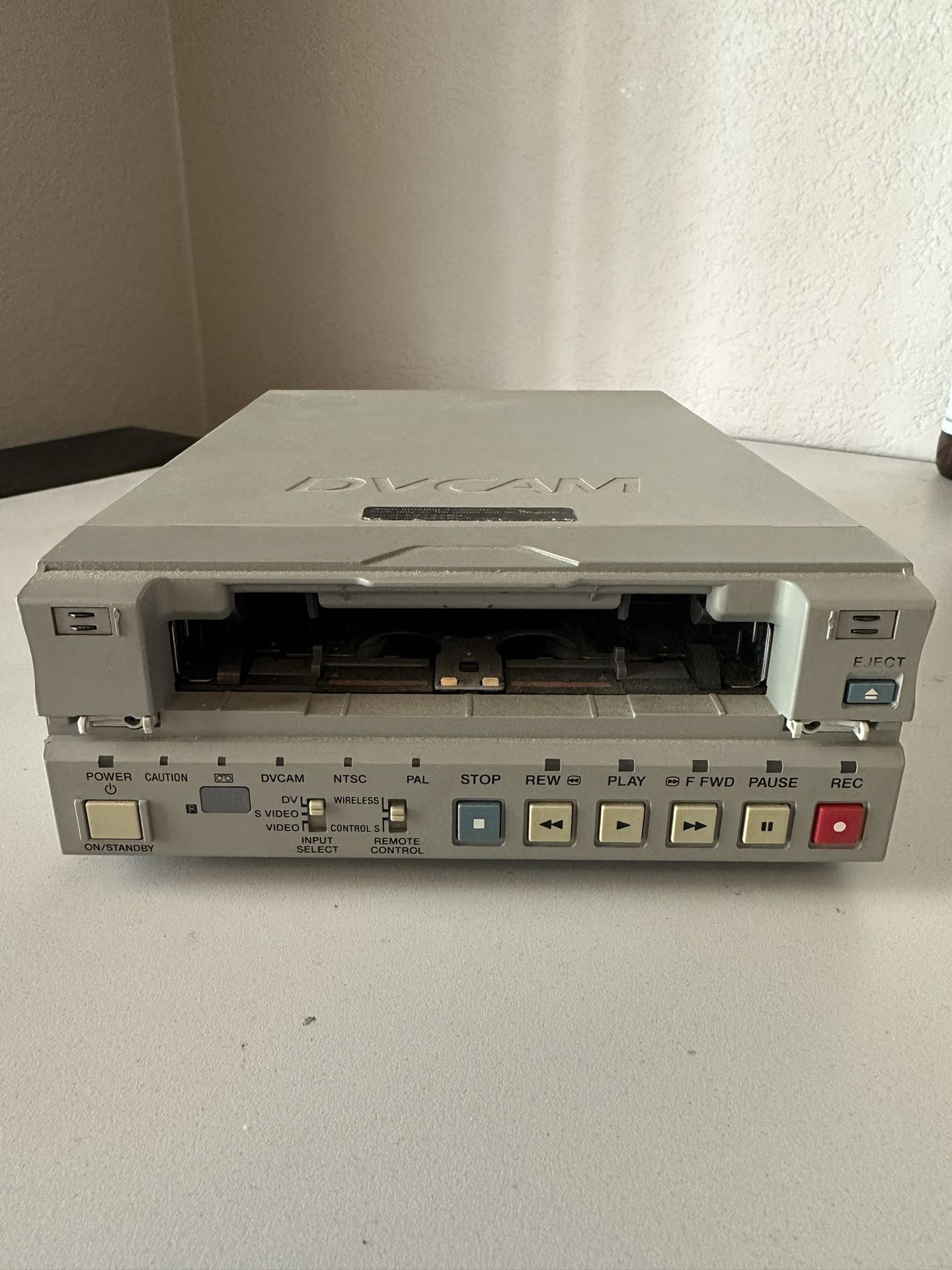 Sony DSR 11