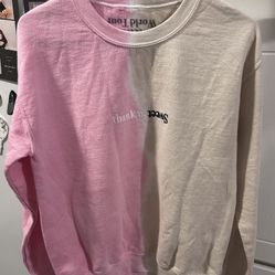 Ariana Grande Women’s Size Small Sweatshirt 
