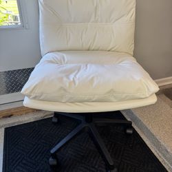 Brand New White Vegan Leather Criss Cross Height Adjustable Rolling Office/Vanity Chair 