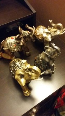 Small elefants $ 7 each