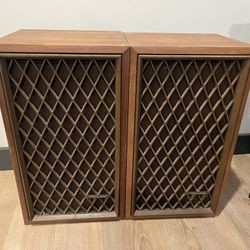 Realistic Nova-6 Vintage Speakers 