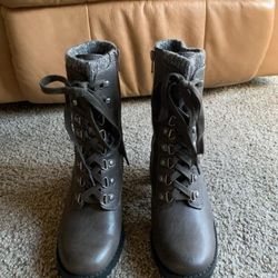 Size 7 Bass & Co. Gray Boots