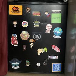 Mini Fridge 