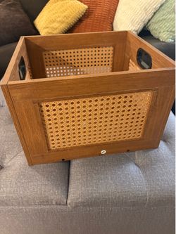 Rattan Wooden Record Crate for Vinyls, Vinyl Record Holder with Handle, Multifunctional Records Stand Holder Vinyls Organizer for 150 LPs