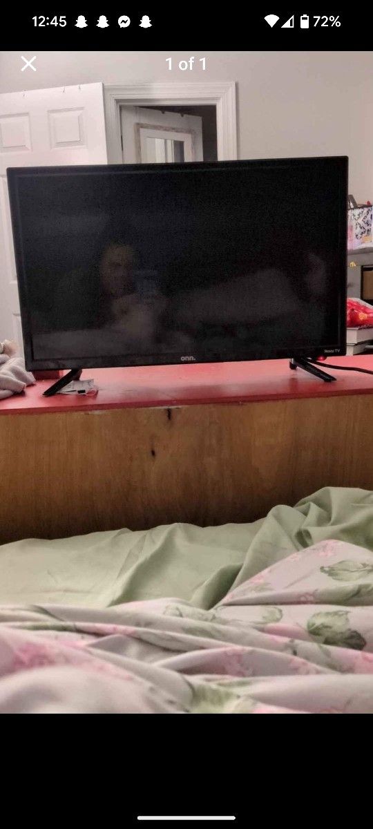 24in Roku tv