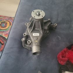 252-595 AC Delco Water Pump for 1(contact info removed) Chevy Le Sabre Suburban Express Van & Blazer Models