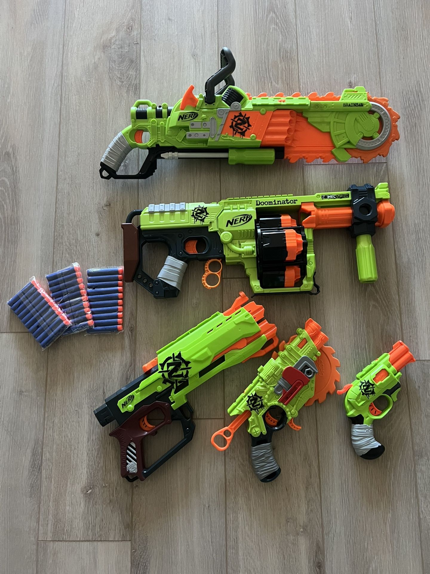 Nerf Zombie Strike Madness!!! Green Team Blaster Bundle, Kids Toys, Summer Time Fun!