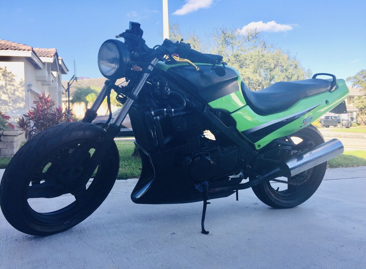 Kawasaki Ninja 2006 Motorcycle