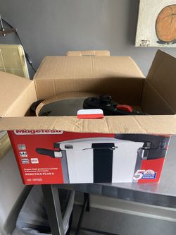 Magefesa 6.3 Qt Stovetop Pressure Cooker