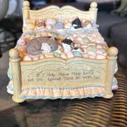 San Francisco Cat Music Box , Very Rare!