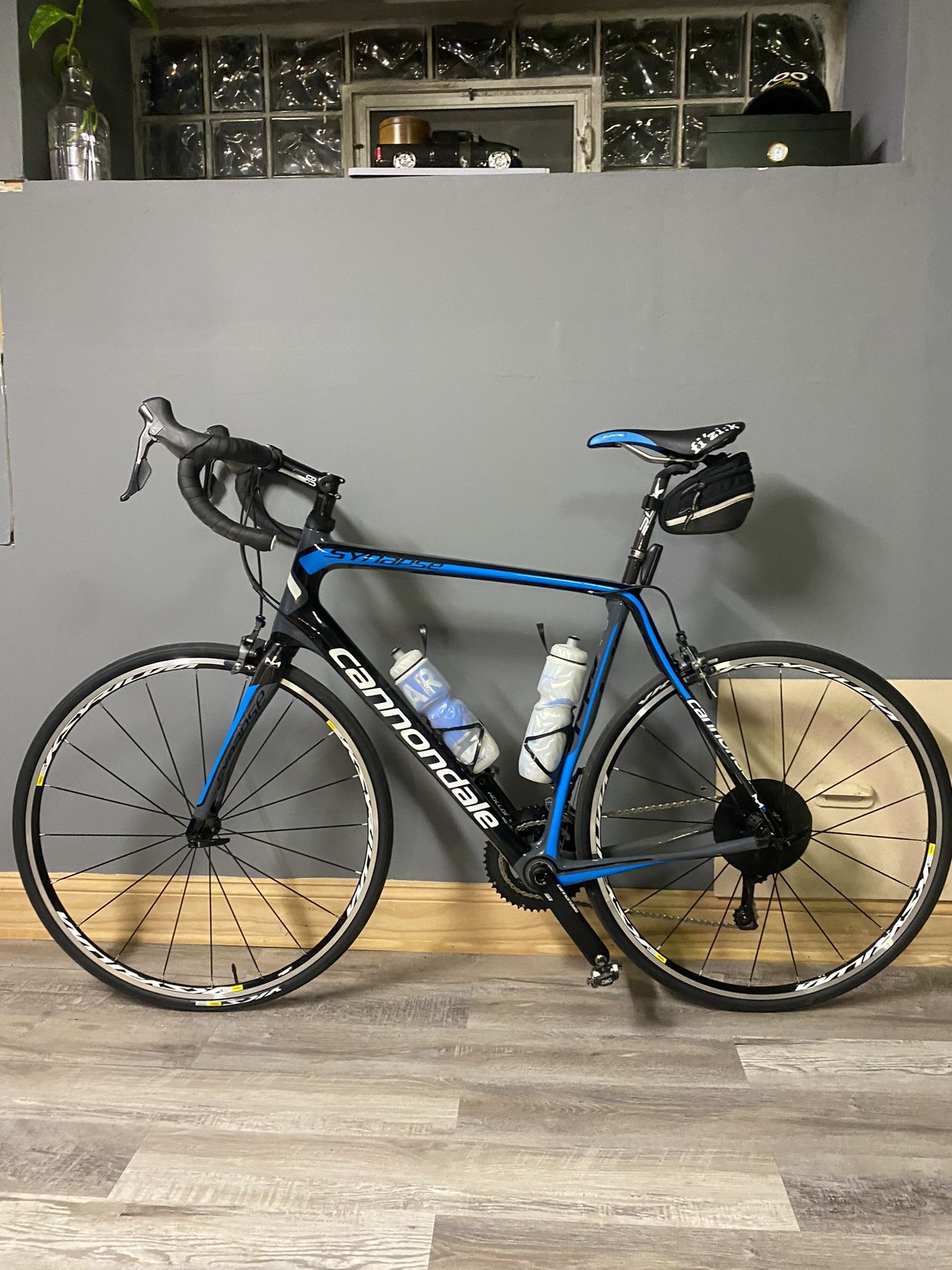 Cannondale Synapse Road Bike ( 58cm)