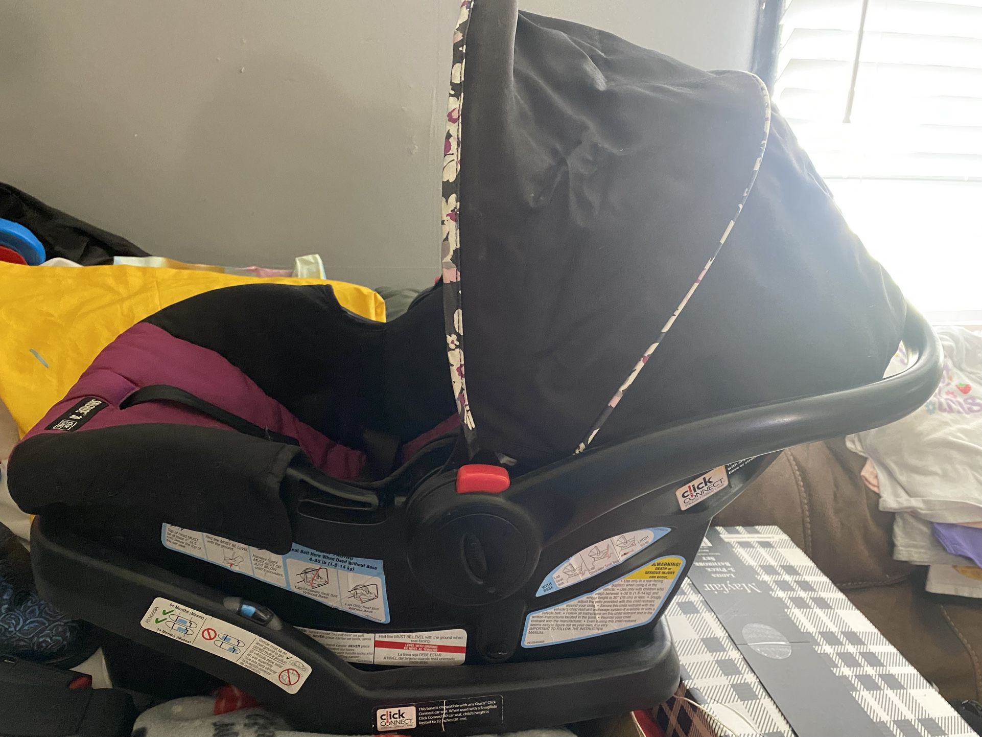 Car Seat With Base 