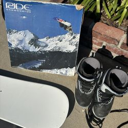Snow Board And Boots Size 7 Boots