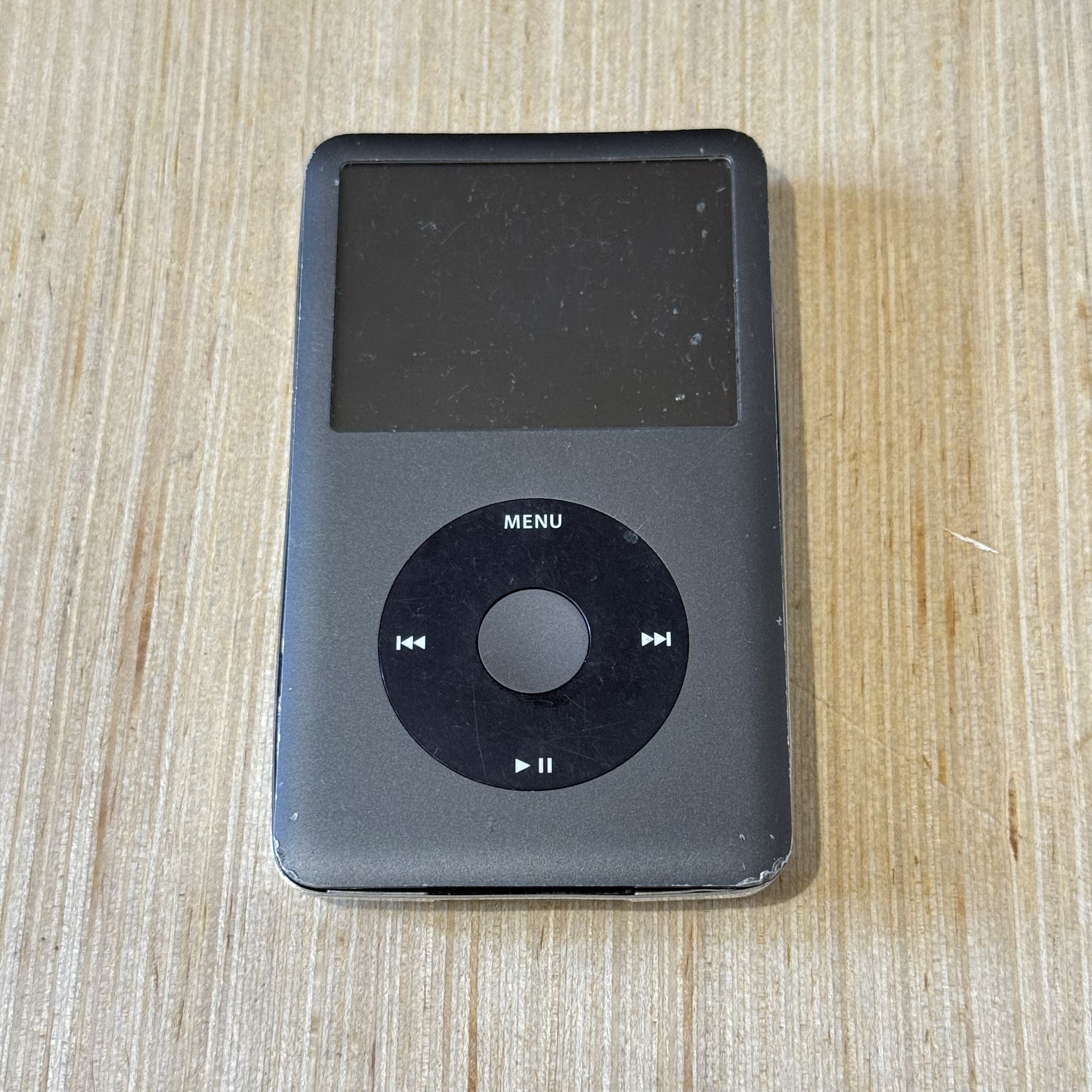 iPod Classic Model:A1238 6thGen 120GB Won’t Power On“Parts/Repair”Read Blw