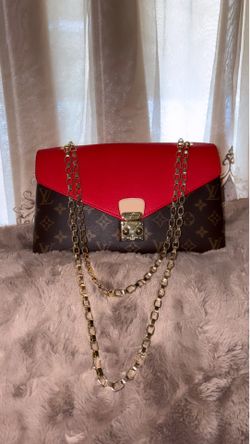 Louis Vuitton women’s bag ￼