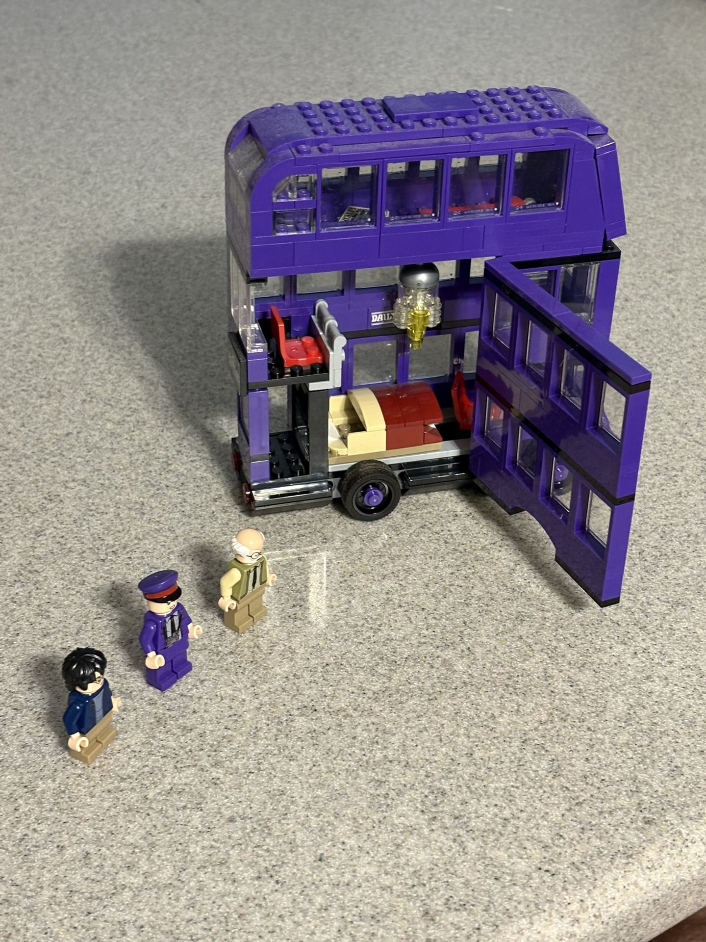 2019 75957 LEGO HARRY POTTER Set (Retired)