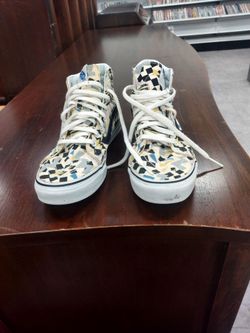 Vans Off The Wall Skate Sneakers Shoes High Top Men's Size 7 Women's Size 8.5