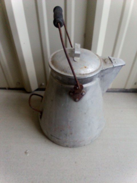 COFFEE POT ANTIQUE - With LID  Metal Restaurant Large Bail Handle Kettle Camp Aluminum 100 Year Old Granite 
