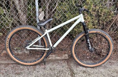 Evil Faction II Dirt Jumper