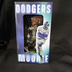 2025 MOOKIE BETTS BOBBLEHEAD 