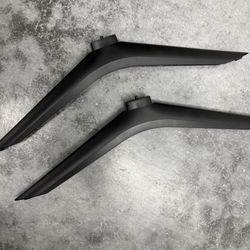 ONN 75"  100044747 Feet No Screws LD7580-SJ30-01