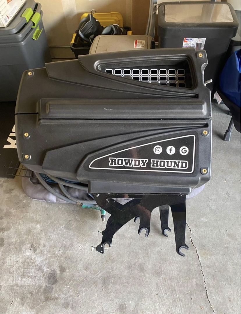 Rowdy Hound Motorcycle Dog Kennel