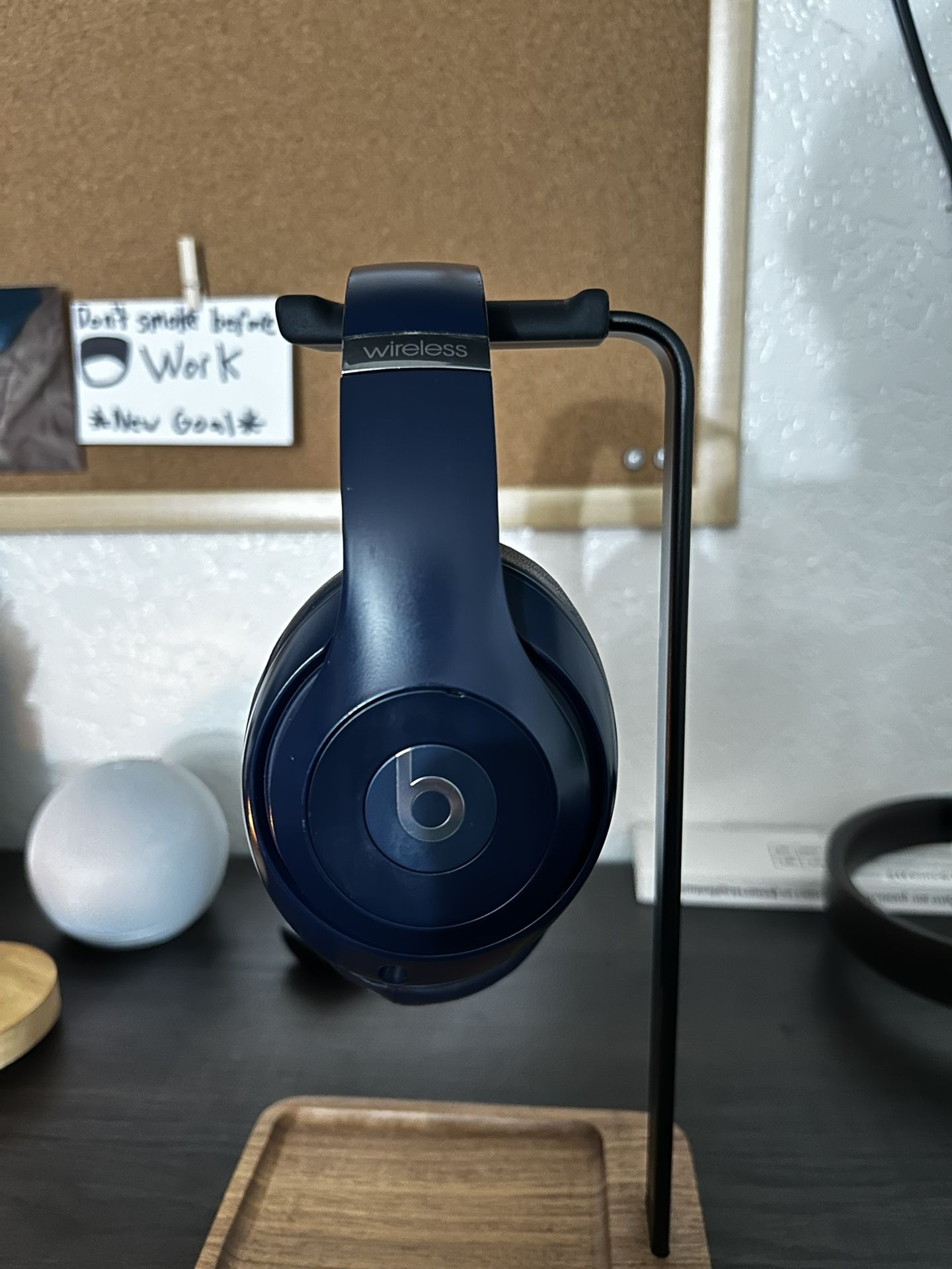 Beats Studios/Gaming Headphones/RayBans