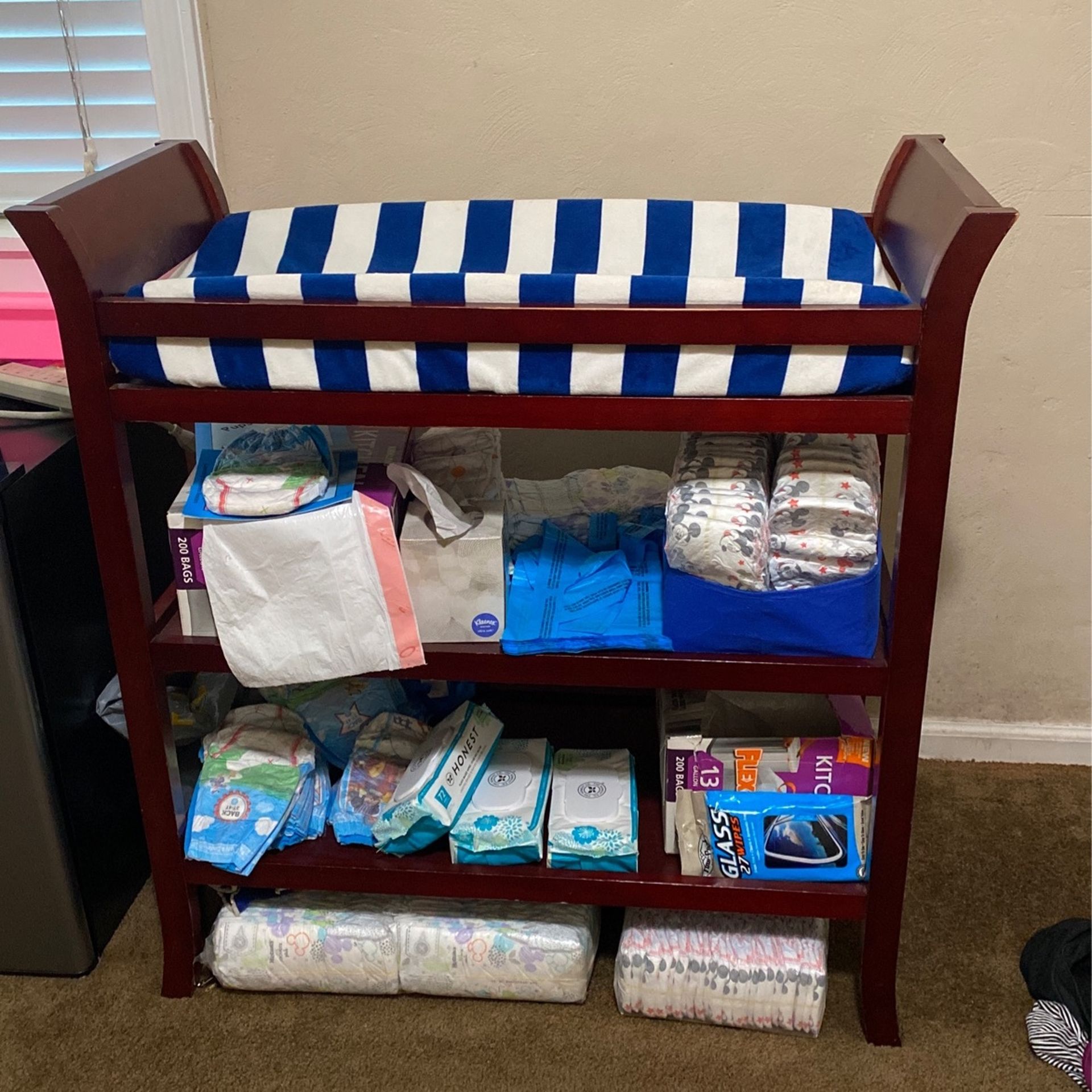 Baby changing Table - $40 Salinas, CA