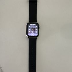 SE Generation 2 Apple Watch 40 MM 