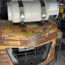 Caterpillar Forklift