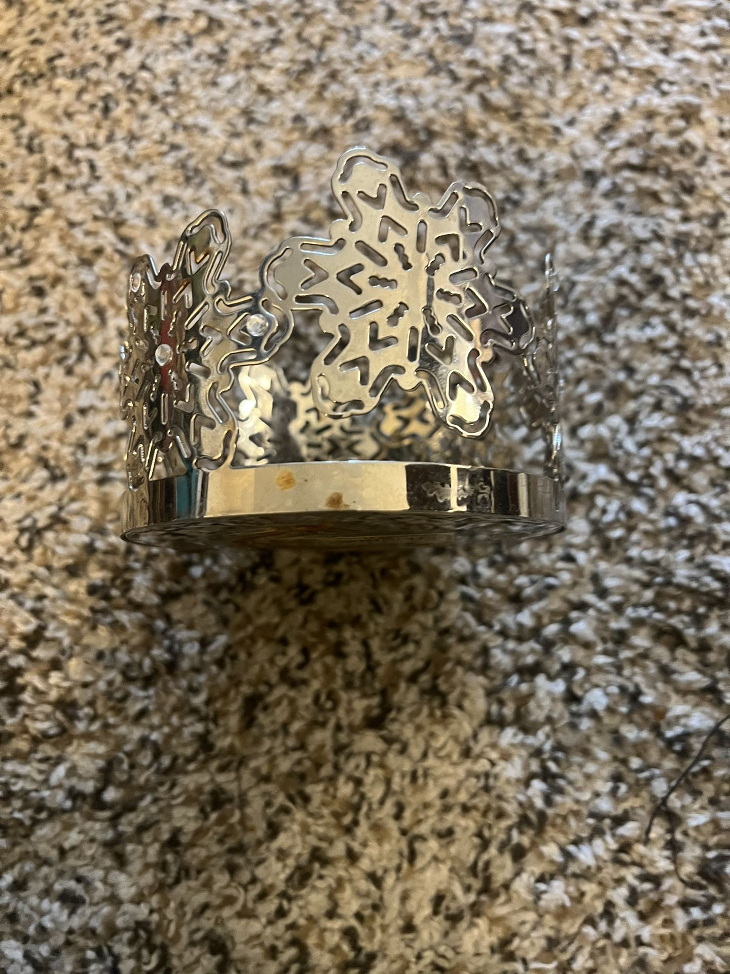 Snow Flake Candle Holder