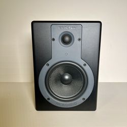 Studio Monitor
