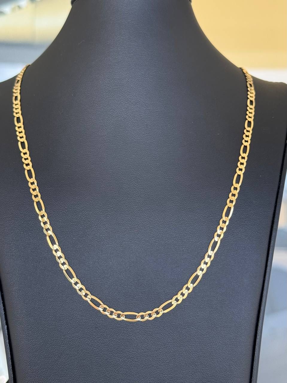 10k yellow gold Figaro style solid chain