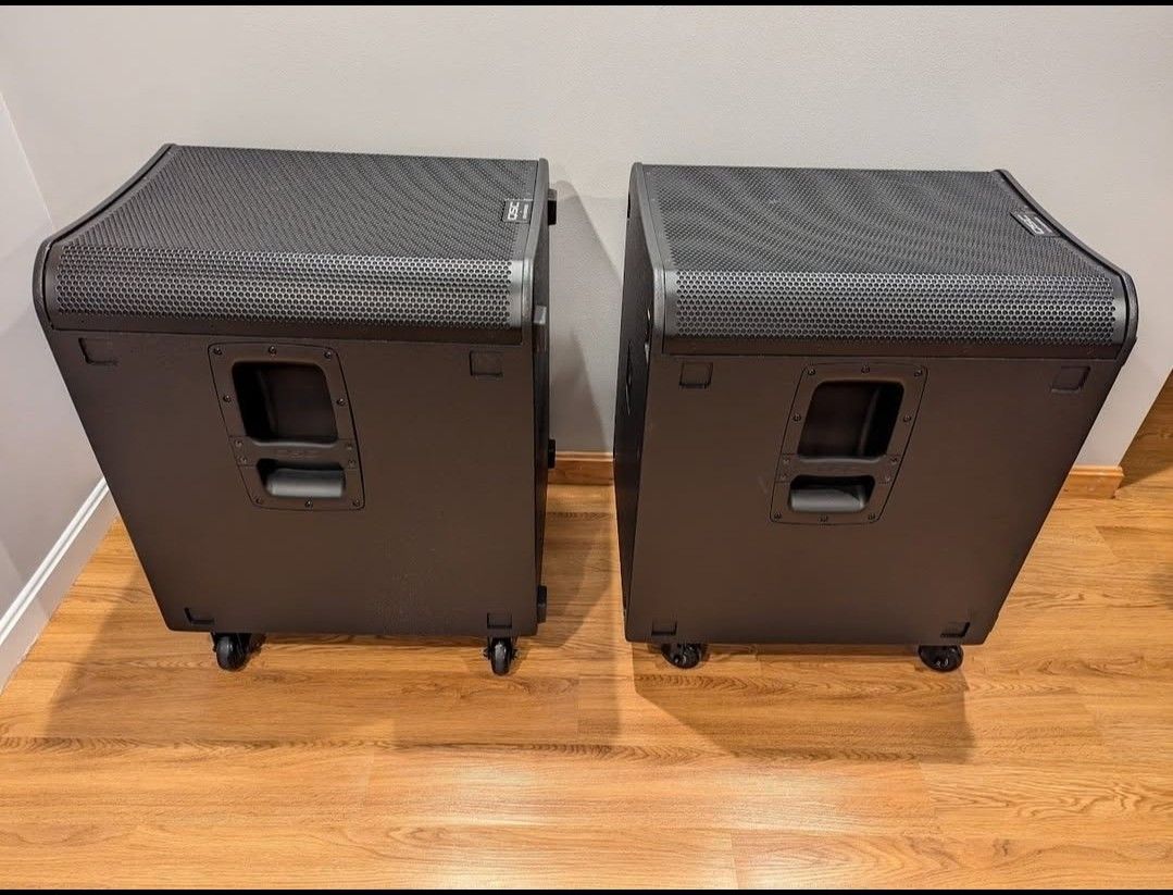 QSC KS 118 SUB.