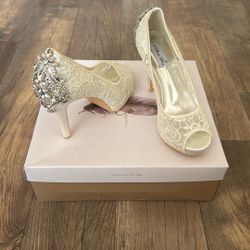 Heels ( Jessica Simpson )