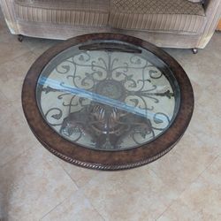 Round Table Glass And Iron