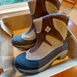 NEW Men's Columbia Boots, Size 12, $25.00