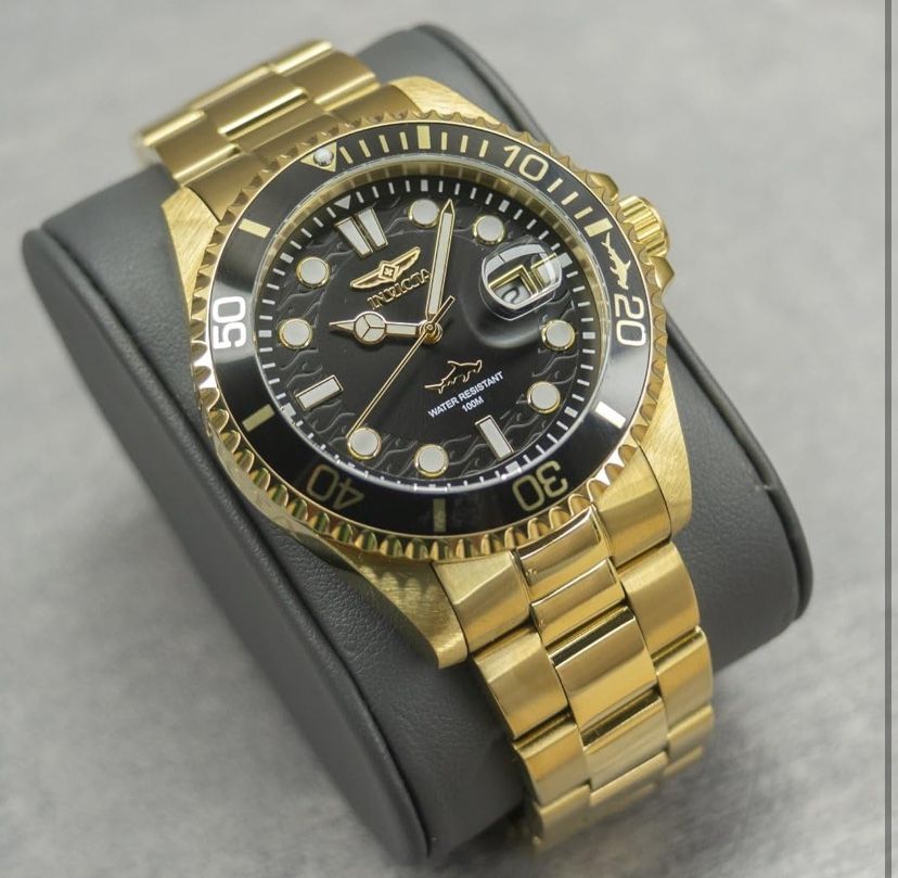 Brand New Invicta Pro Diver 30026 – Gold & Black Quartz – 43 mm w/ Box