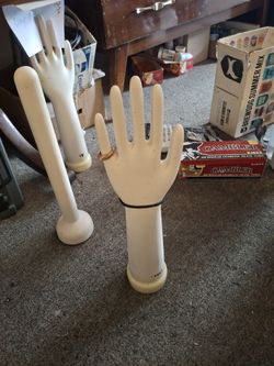 Porcelain glove molds