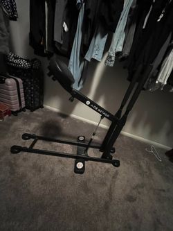 DB methods squat machine