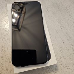 Apple Iphone 15 Pro Max 256 GB Unlocked Version (Clean IMEI)