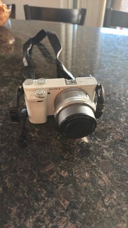 Sony A6000