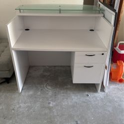 Reception Desk 