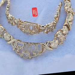 Women Necklace And Bracelet 
