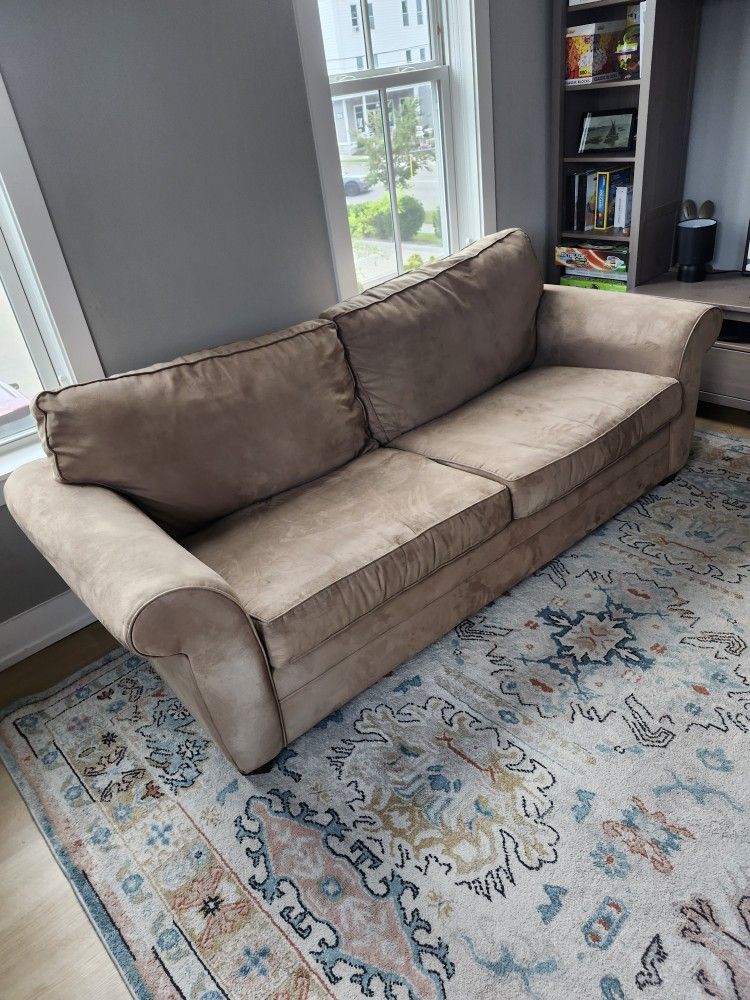 Harverty Couch