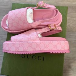 Gucci Women's Pink Sandals
