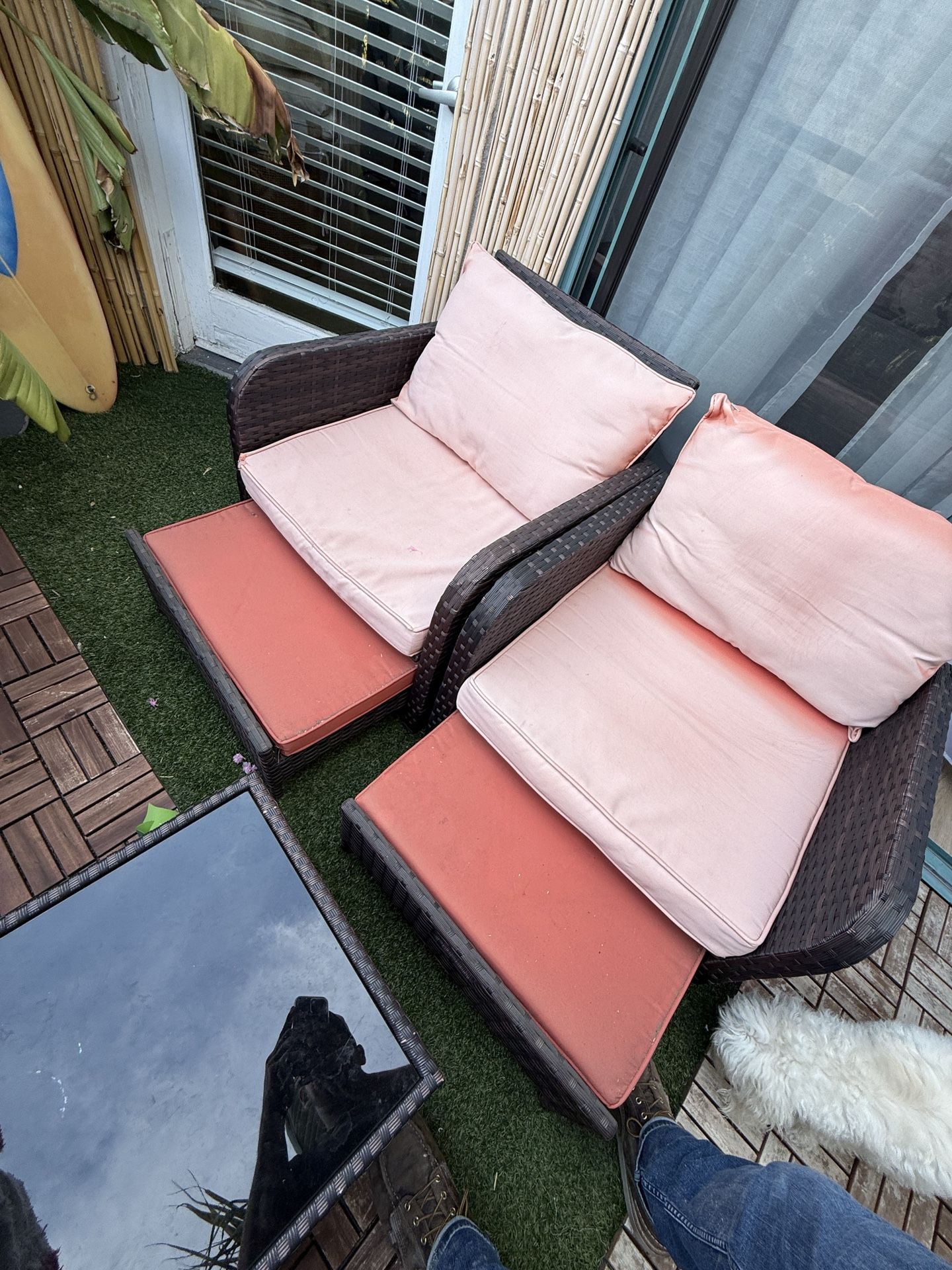 5 Piece Outdoor furniture Set  300 Dollars New Asking For 50