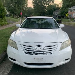 2007 TOYOTA CAMRY, WHITE