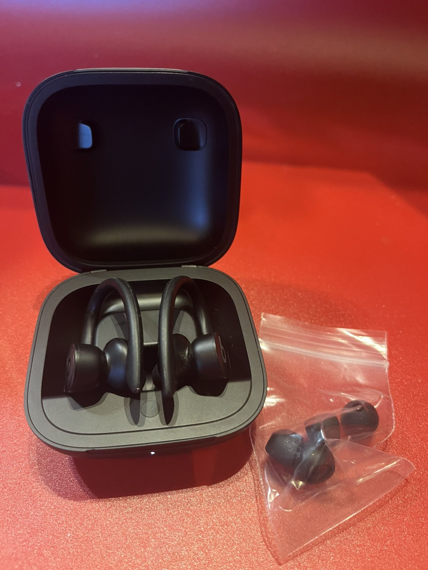 Beats by Dr. Dre PowerBeats Pro Bluetooth earbuds with charging case-Black