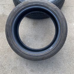 235/45/18 Tire